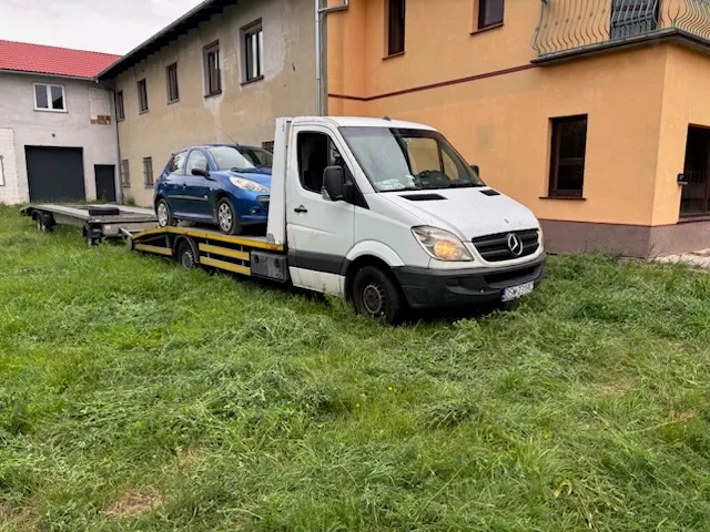 Galeria naszych usług - laweta, holowanie, transport aut szybka laweta 24h Świdnica opinie klientów