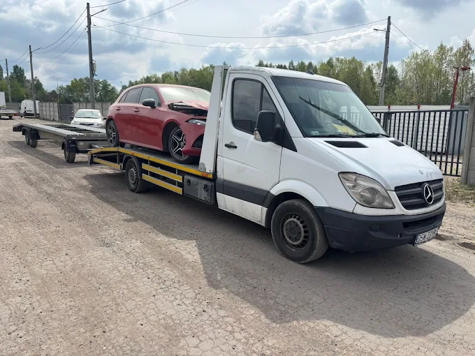 laweta Świdnica, pomoc auto po wypadku
