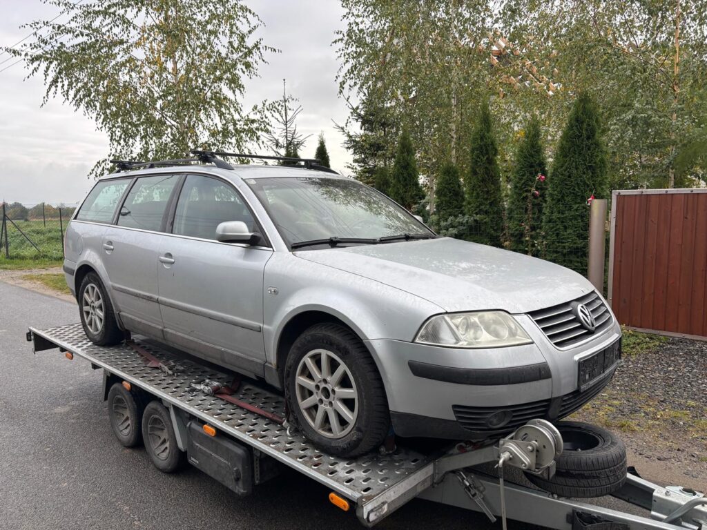 Galeria naszych usług - laweta, holowanie, transport aut pomoc drogowa Świdnica, auto osobowe na lawecie