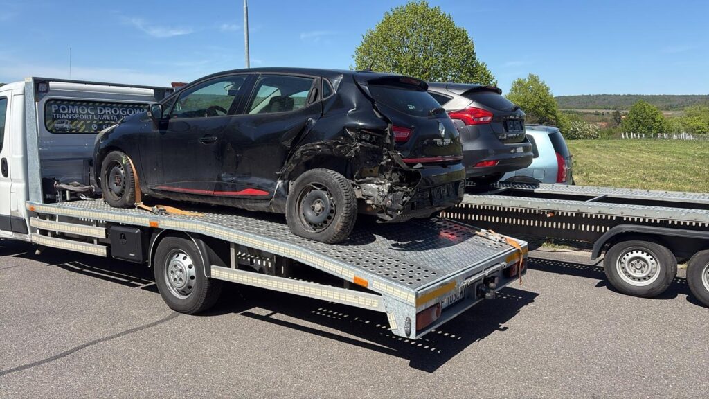 Galeria naszych usług - laweta, holowanie, transport aut pomoc drogowa Świdnica, pomoc po wypadku i awarii