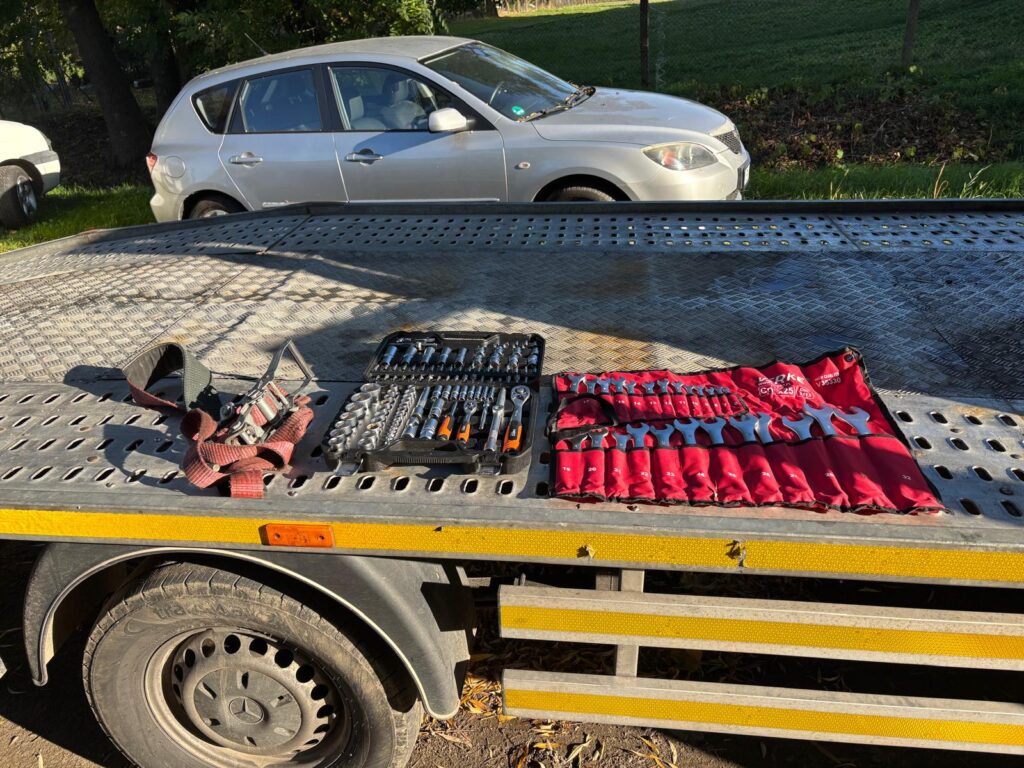 Galeria naszych usług - laweta, holowanie, transport aut pomoc drogowa Świdnica, wyposażenie lawety