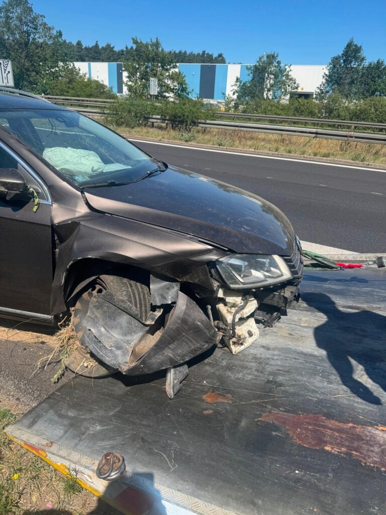 Galeria naszych usług - laweta, holowanie, transport aut usługi pomocy drogowej w Świdnicy